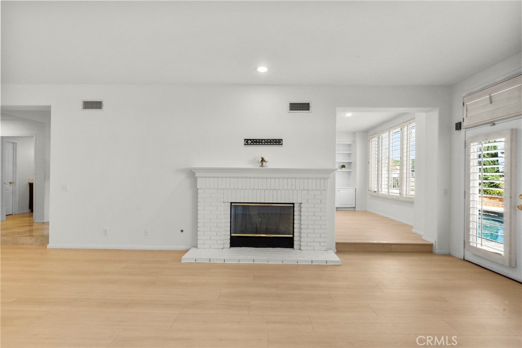 MLS #SR25267780 image #21