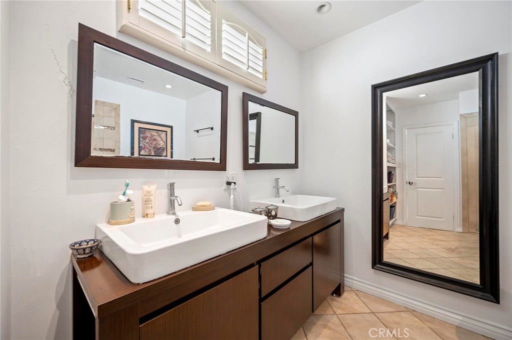 MLS #SR25267883 image #24