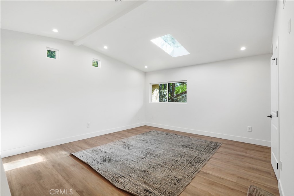 MLS #SR25267932 image #10