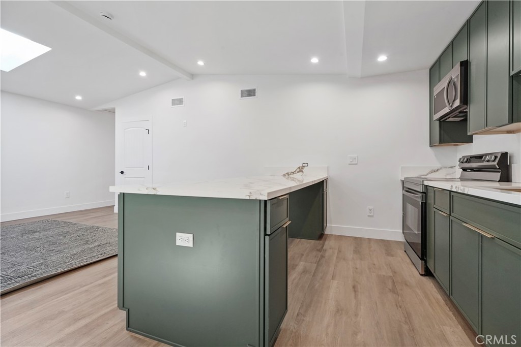 MLS #SR25267932 image #4