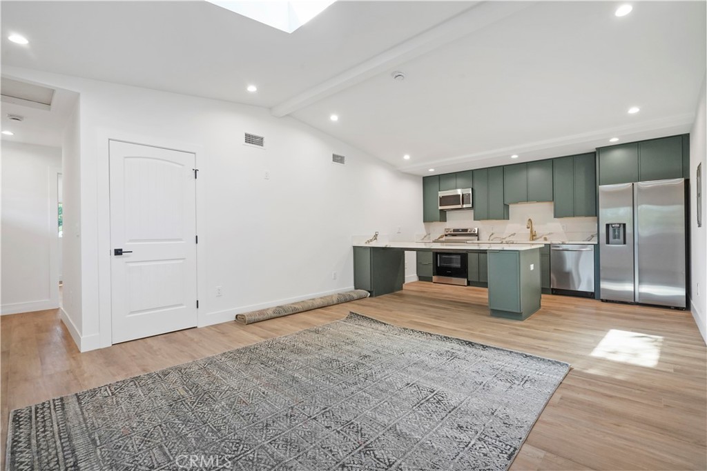 MLS #SR25267932 image #5