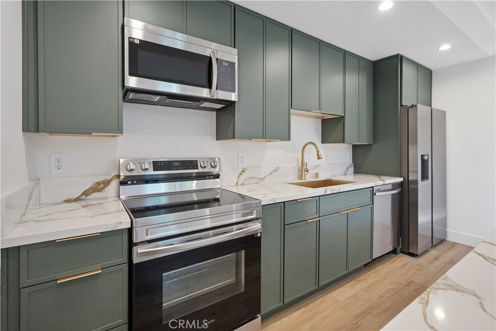 MLS #SR25267932 image #9