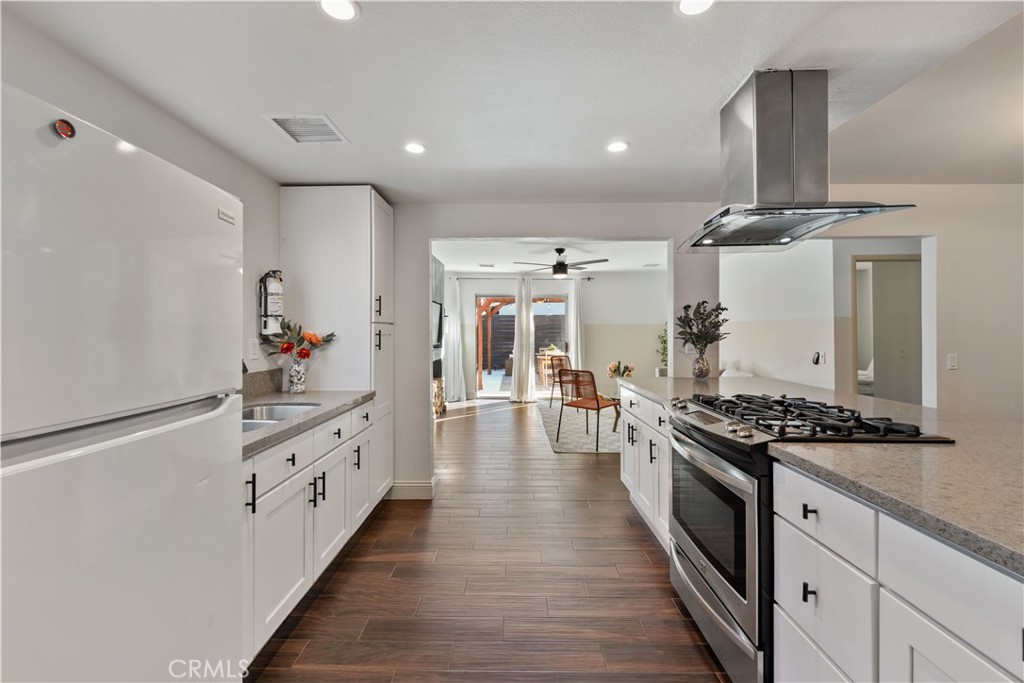 MLS #SR25267960 image #7