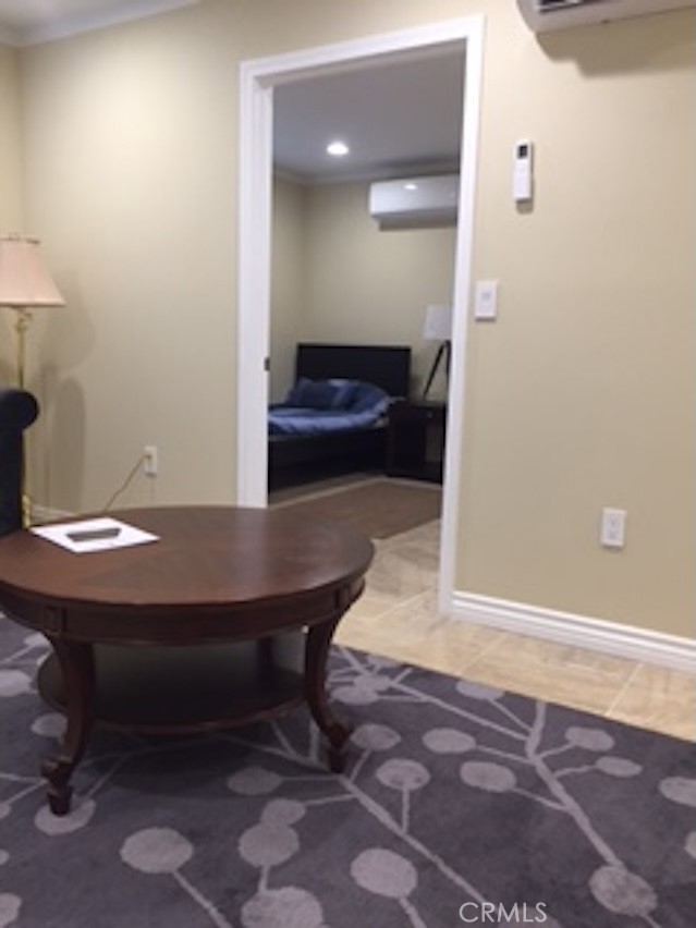 MLS #SR25268019 image #4