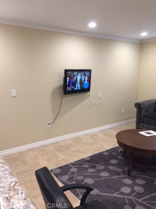 MLS #SR25268019 image #5