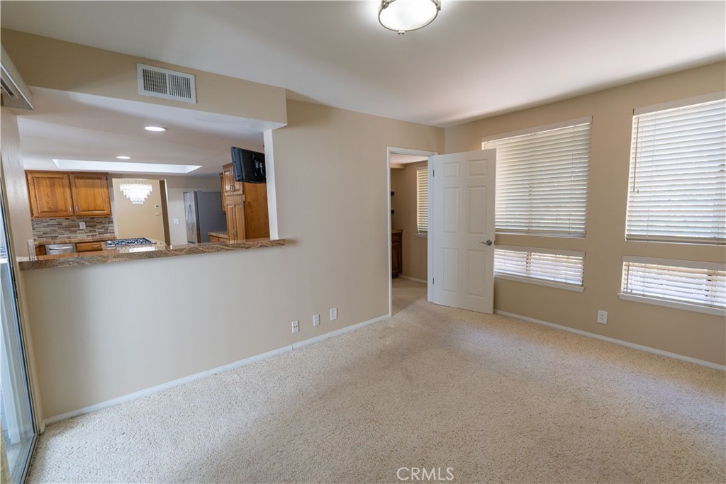 MLS #SR25268036 image #10