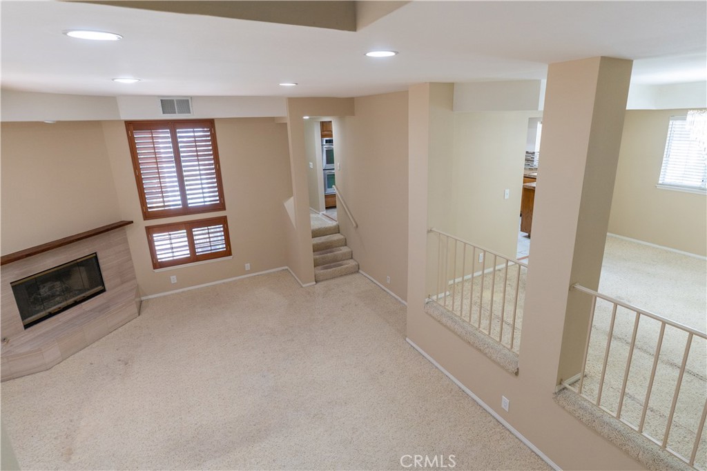 MLS #SR25268036 image #3