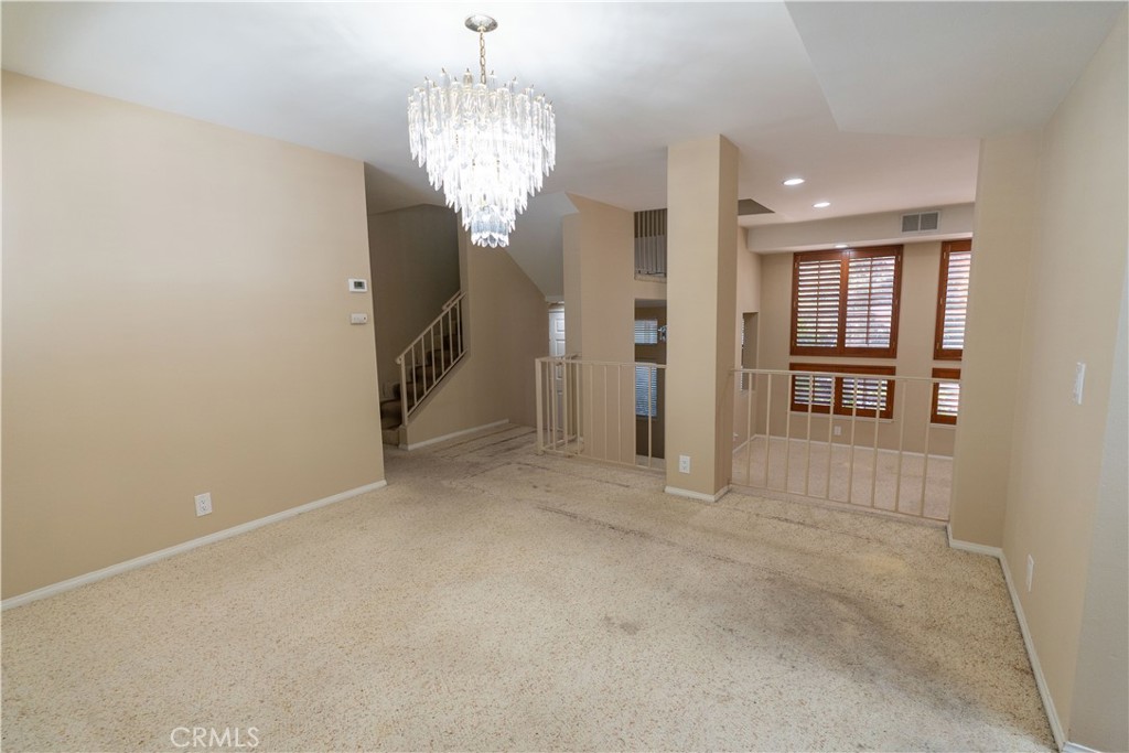 MLS #SR25268036 image #5