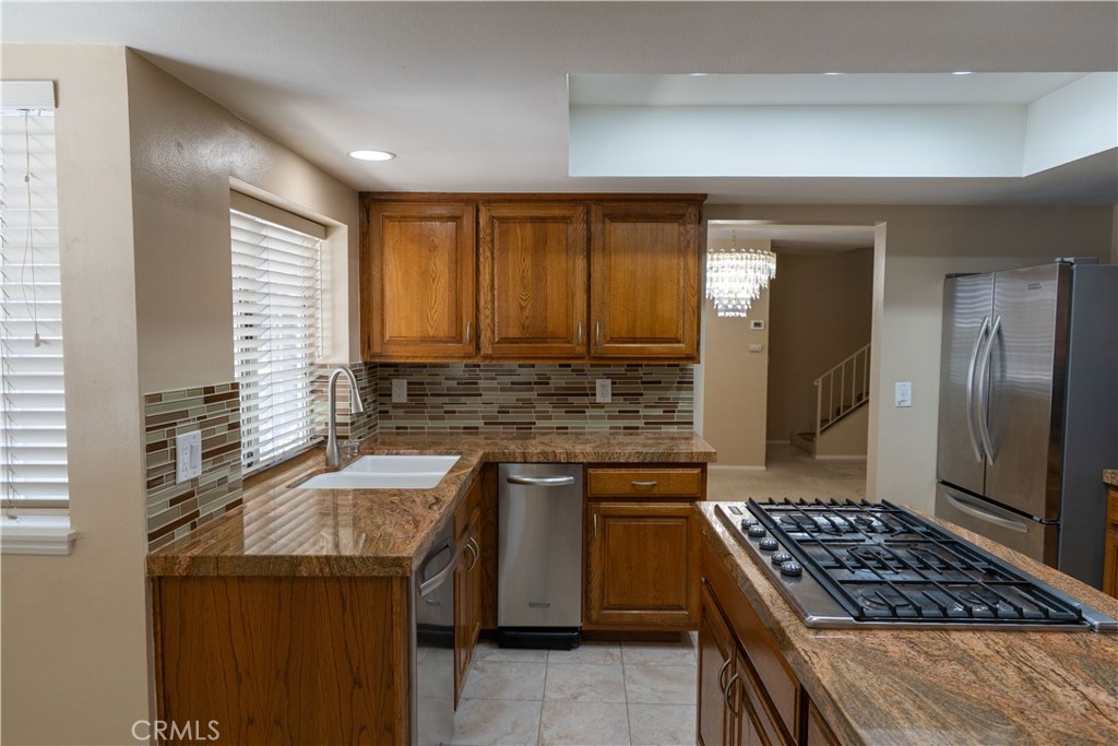 MLS #SR25268036 image #8