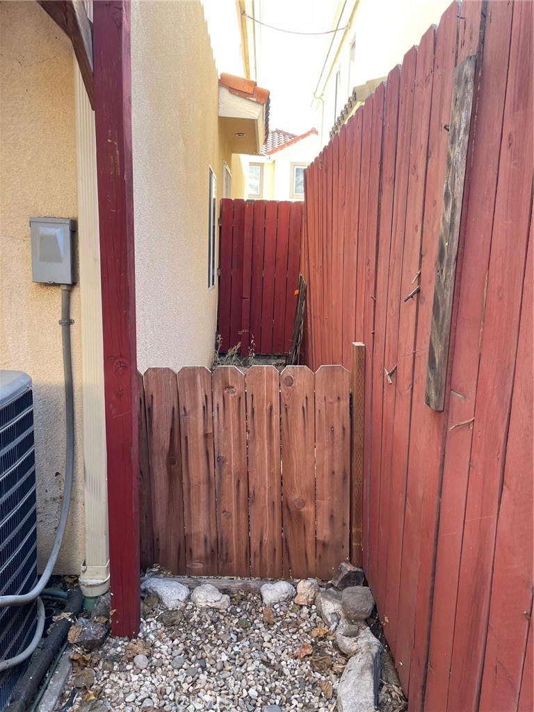 MLS #SR25268042 image #5