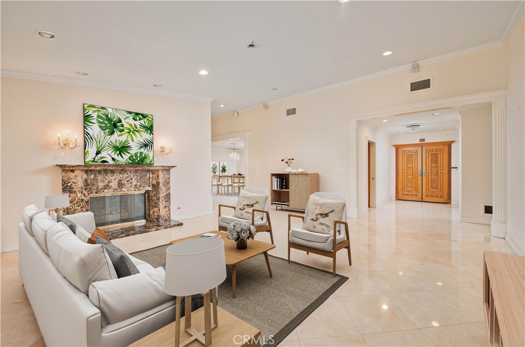 MLS #SR25268054 image #1