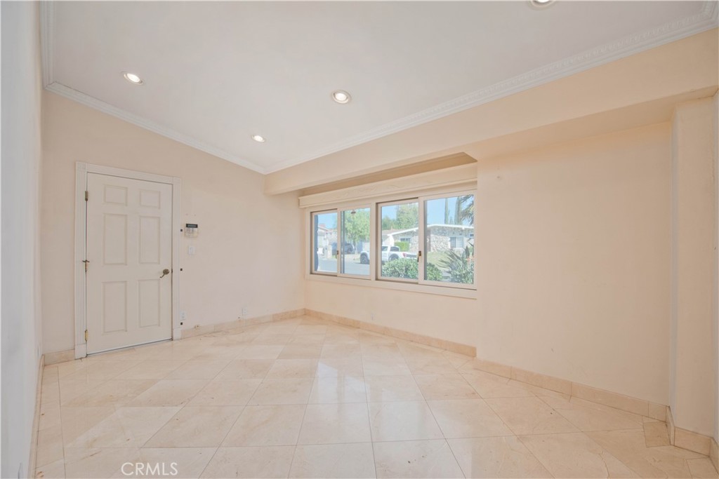 MLS #SR25268054 image #18