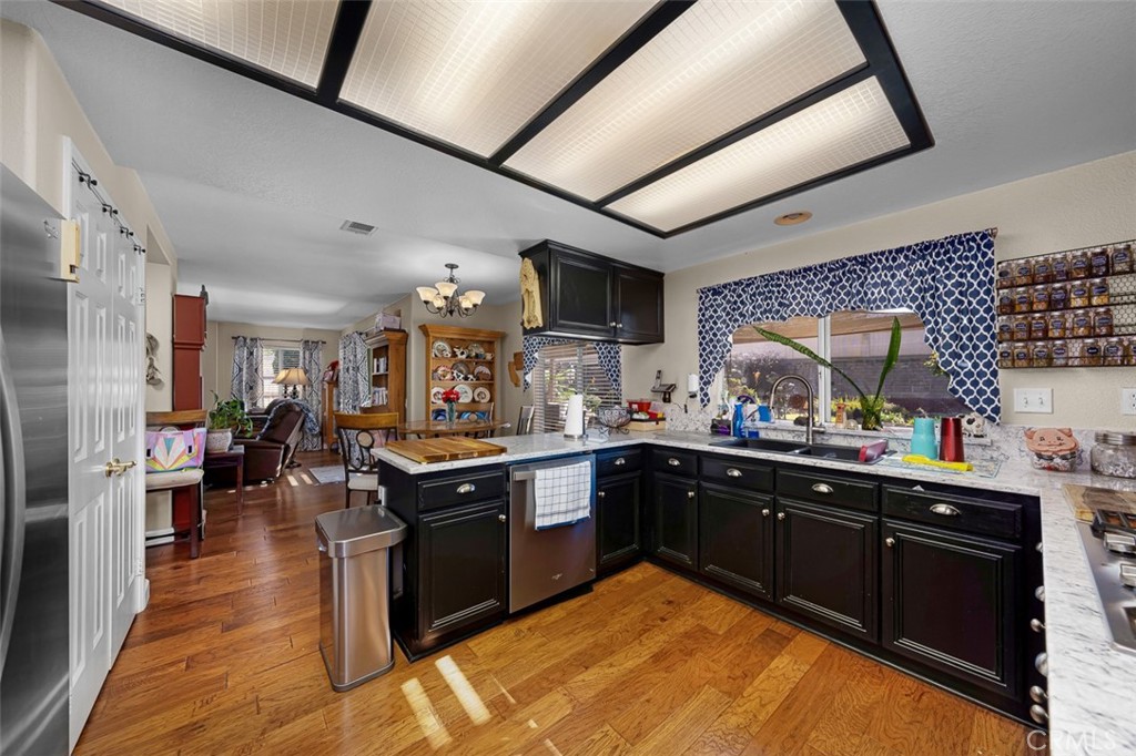 MLS #SR25268070 image #11