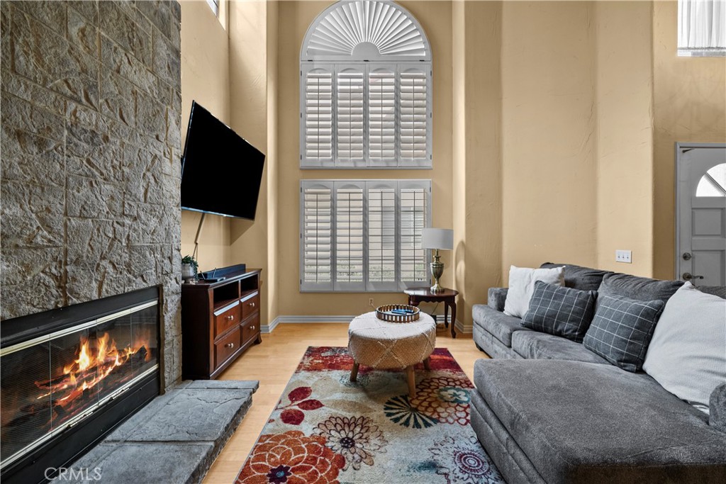 MLS #SR25268073 image #3