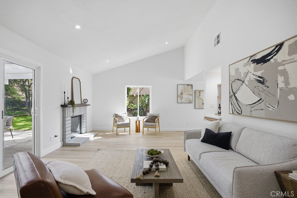 MLS #SR25268164 image #7