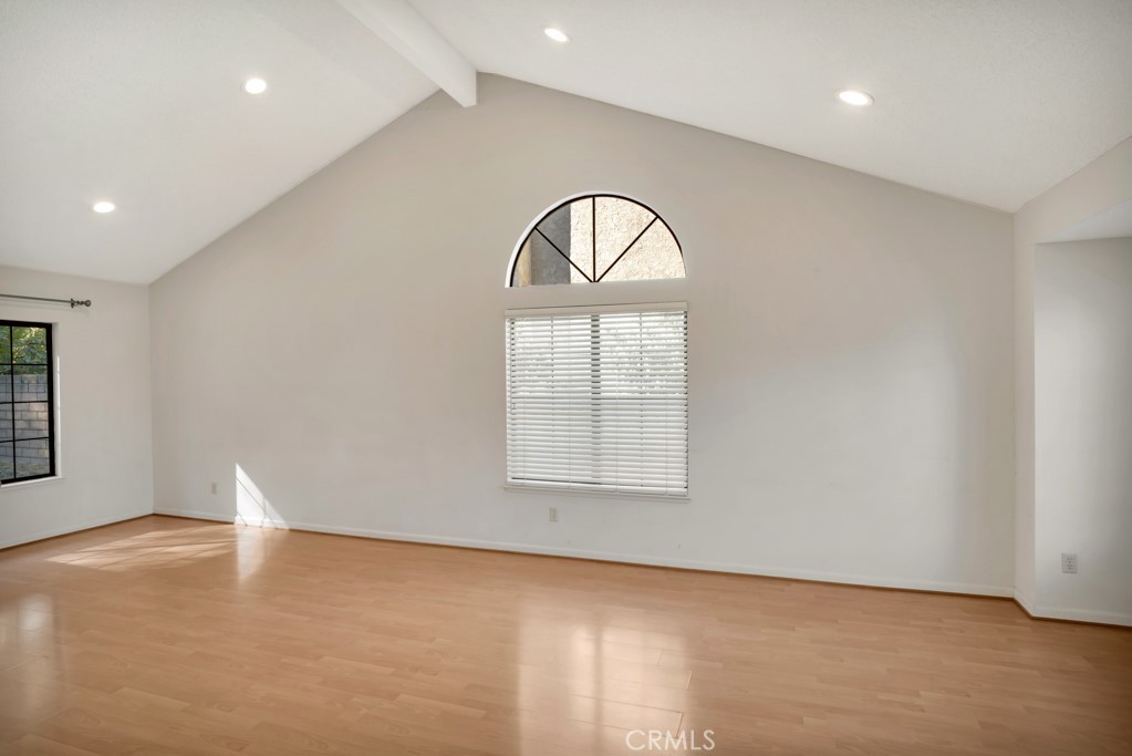 MLS #SR25268173 image #11