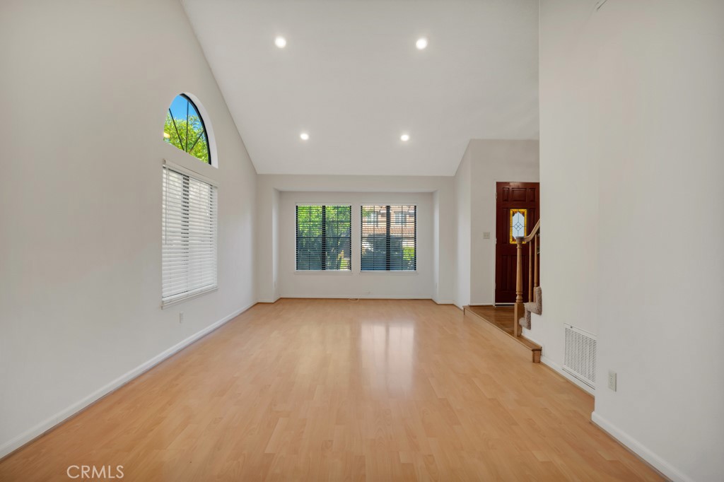 MLS #SR25268173 image #21