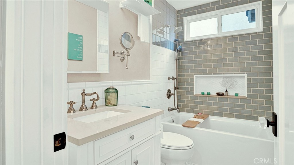 MLS #SR25268175 image #22