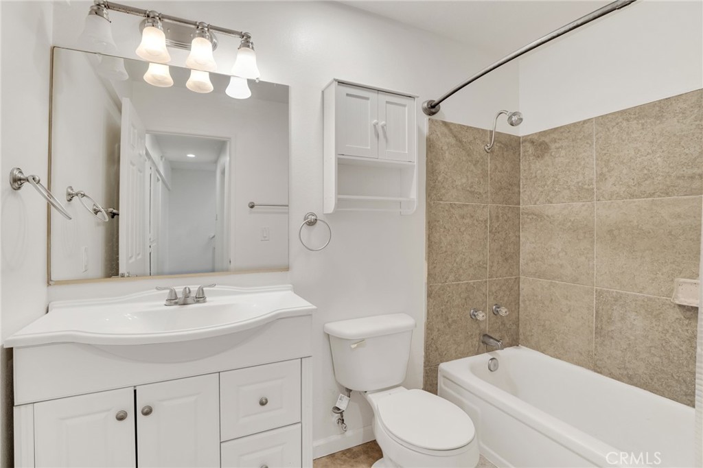 MLS #SR25268244 image #11