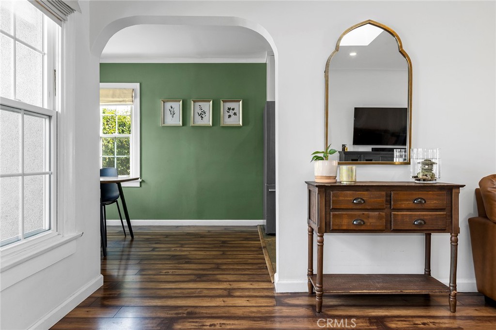 MLS #SR25268278 image #4