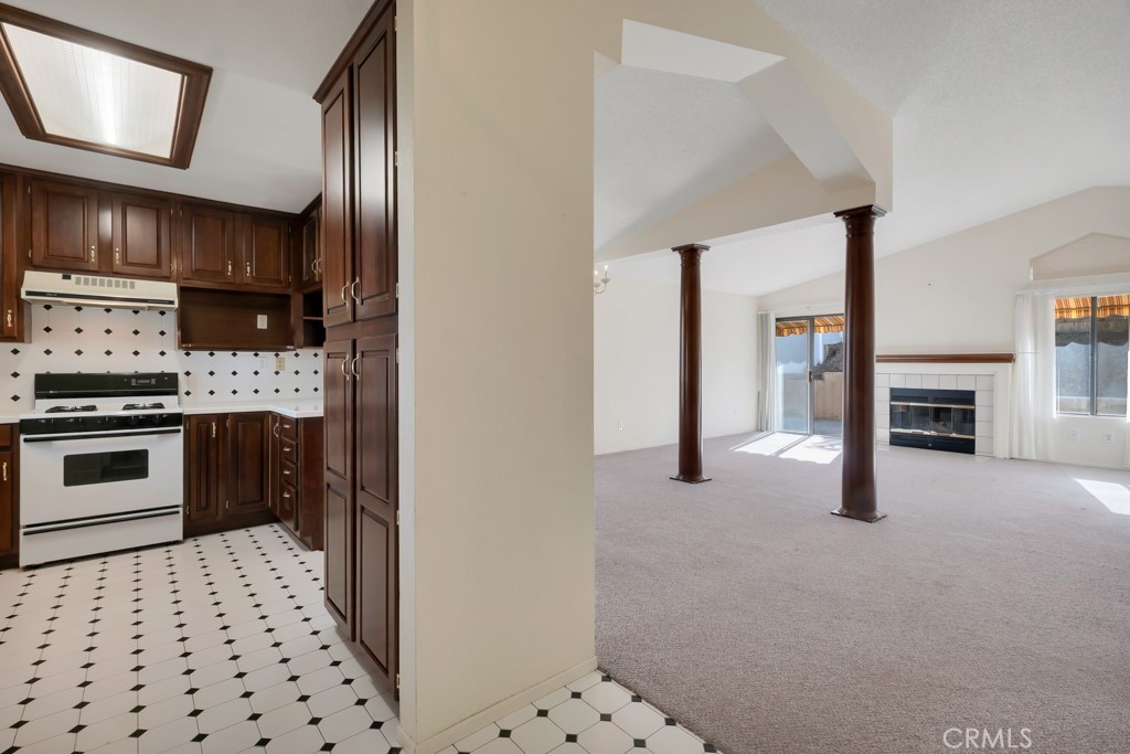 MLS #SR25268300 image #8