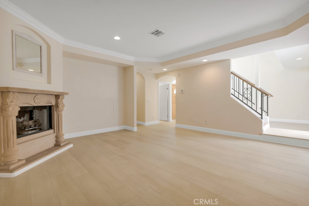 MLS #SR25268302 image #12