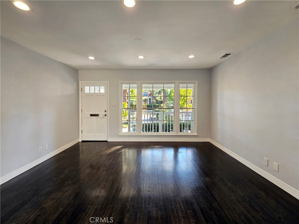 MLS #SR25268326 image #4