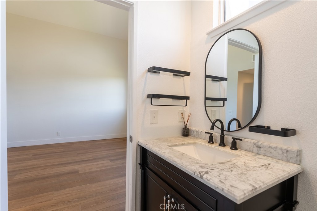 MLS #SR25268357 image #7