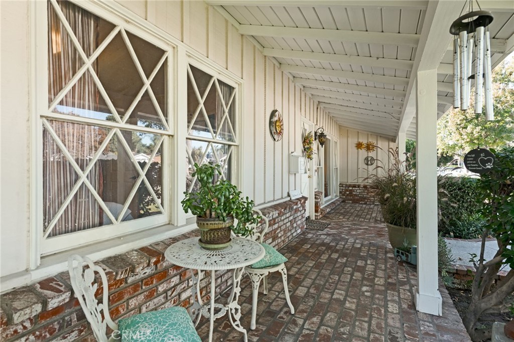 MLS #SR25268417 image #2