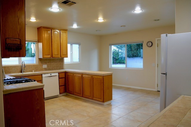 MLS #SR25268424 image #14