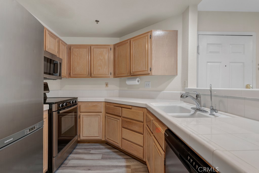 MLS #SR25268483 image #17