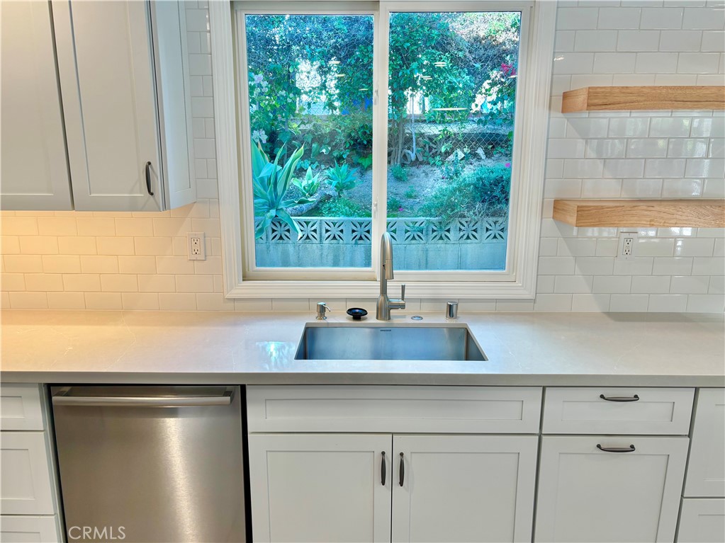 MLS #SR25268507 image #17