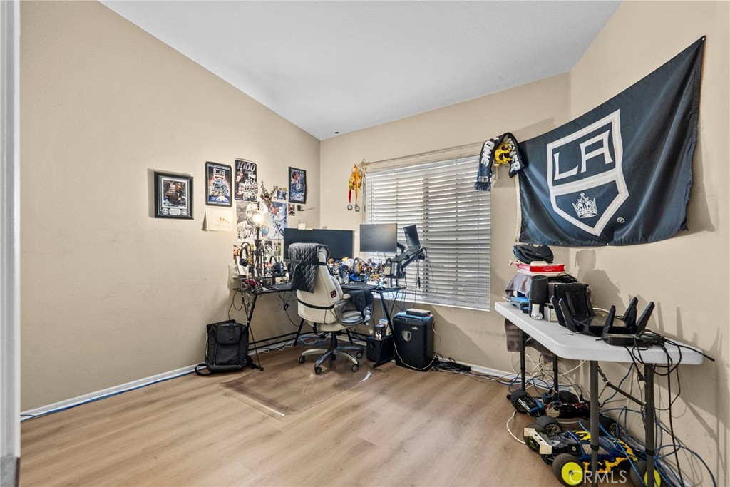 MLS #SR25268515 image #6