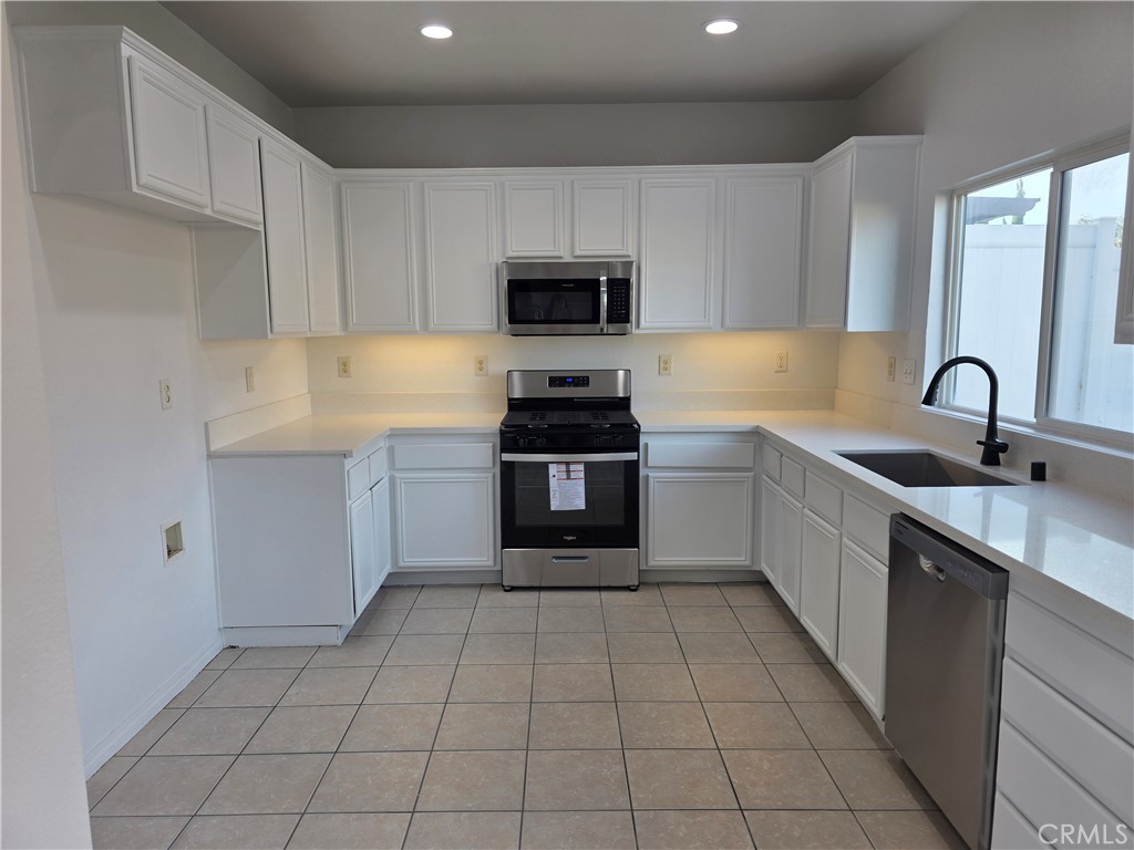 MLS #SR25268540 image #8