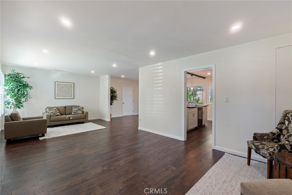 MLS #SR25268615 image #3