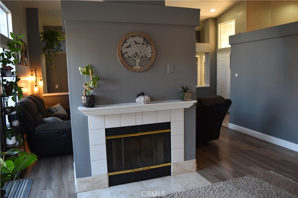 MLS #SR25268622 image #4