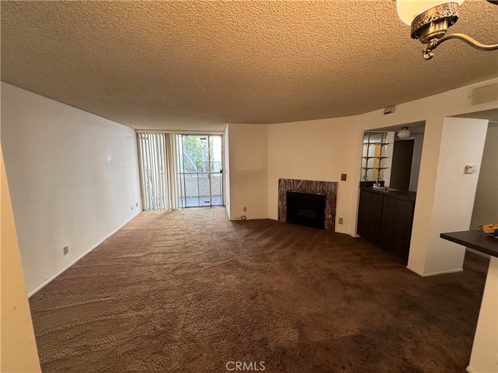 MLS #SR25268637 image #9