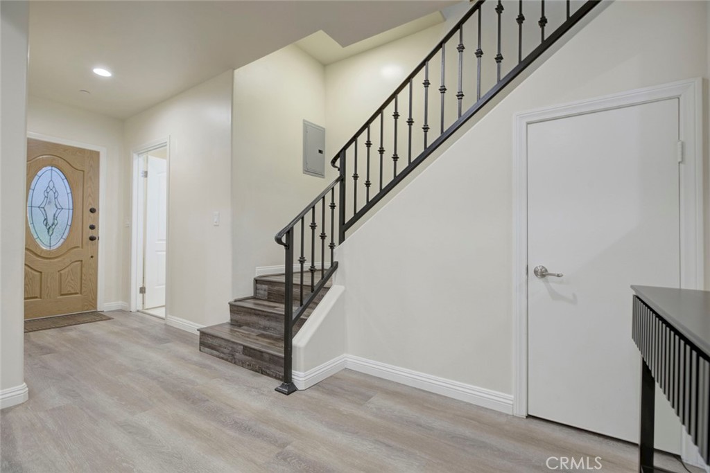 MLS #SR25268639 image #11