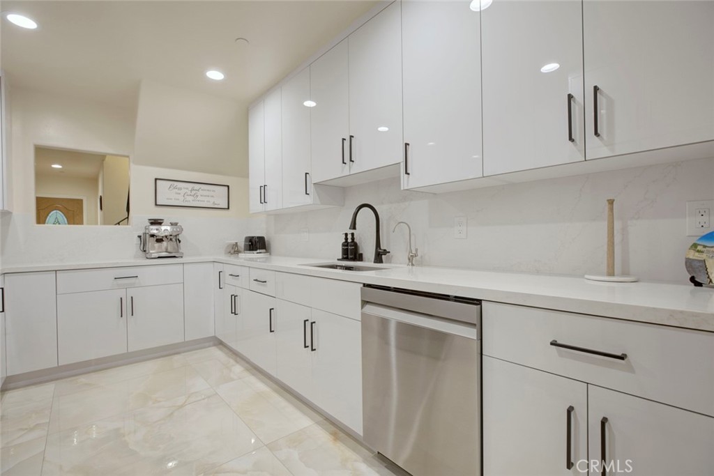 MLS #SR25268639 image #23