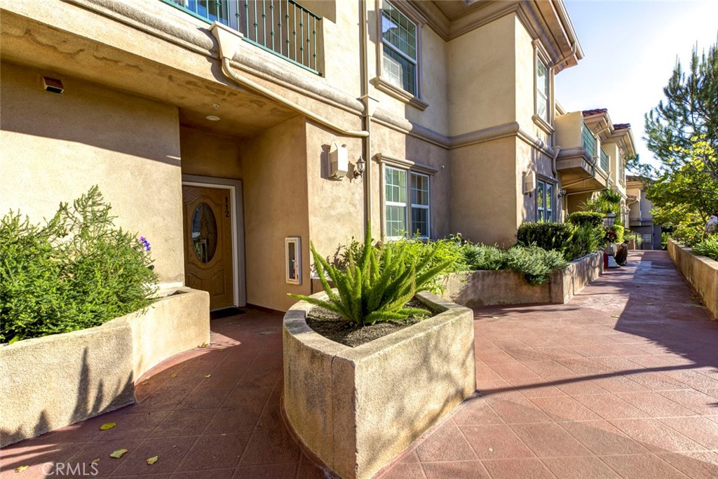 MLS #SR25268639 image #5