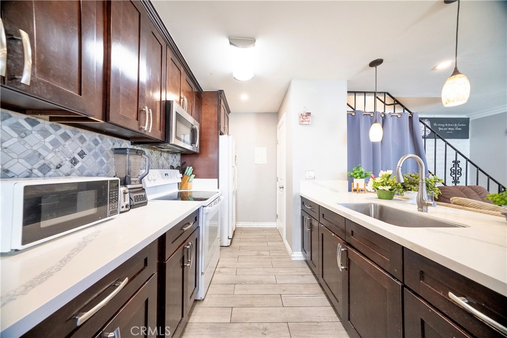 MLS #SR25268648 image #11