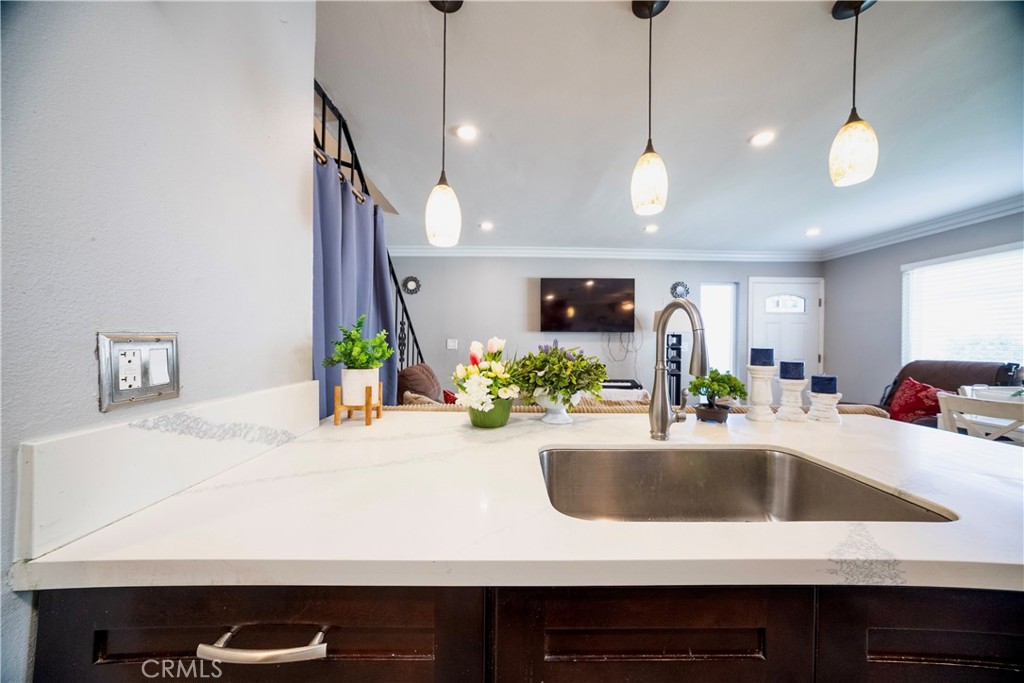 MLS #SR25268648 image #8