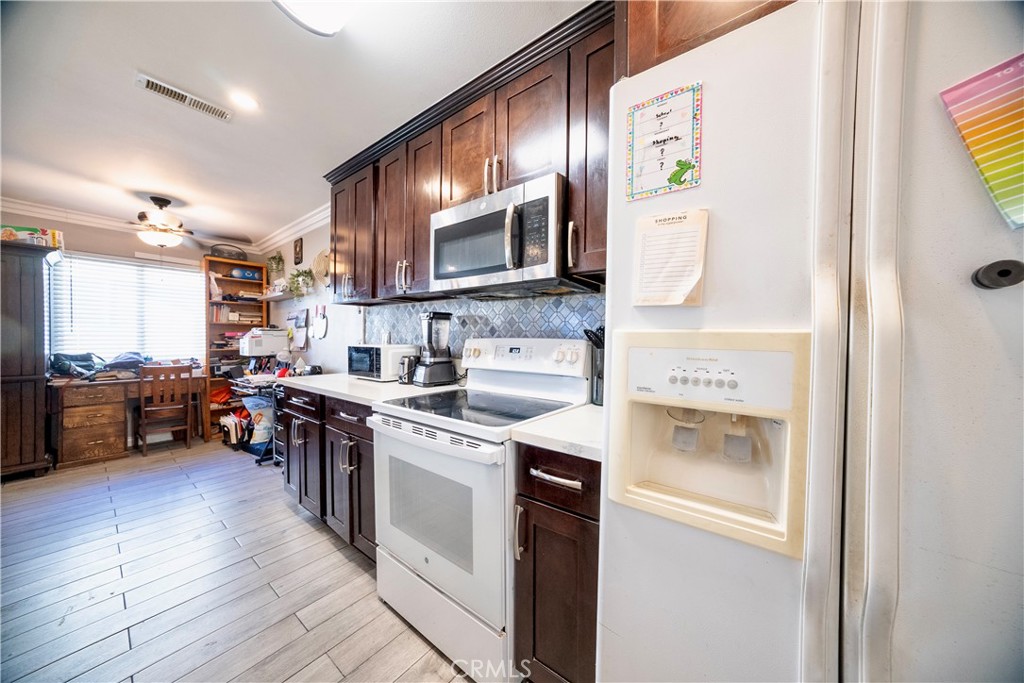 MLS #SR25268648 image #9