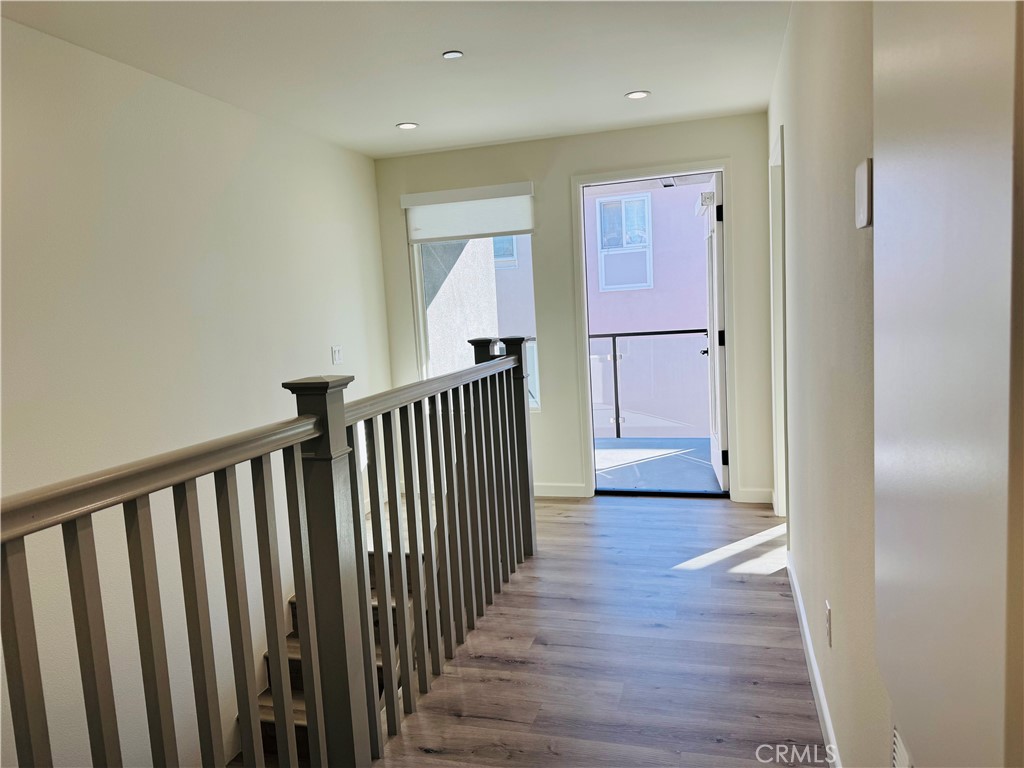 MLS #SR25268715 image #12