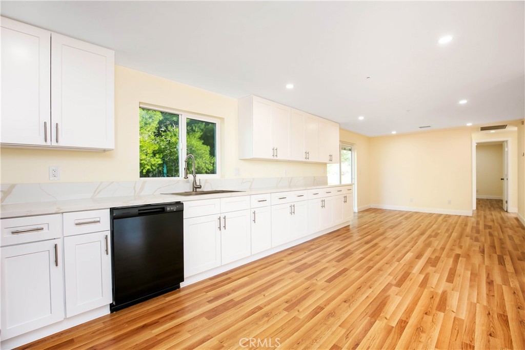 MLS #SR25268837 image #12