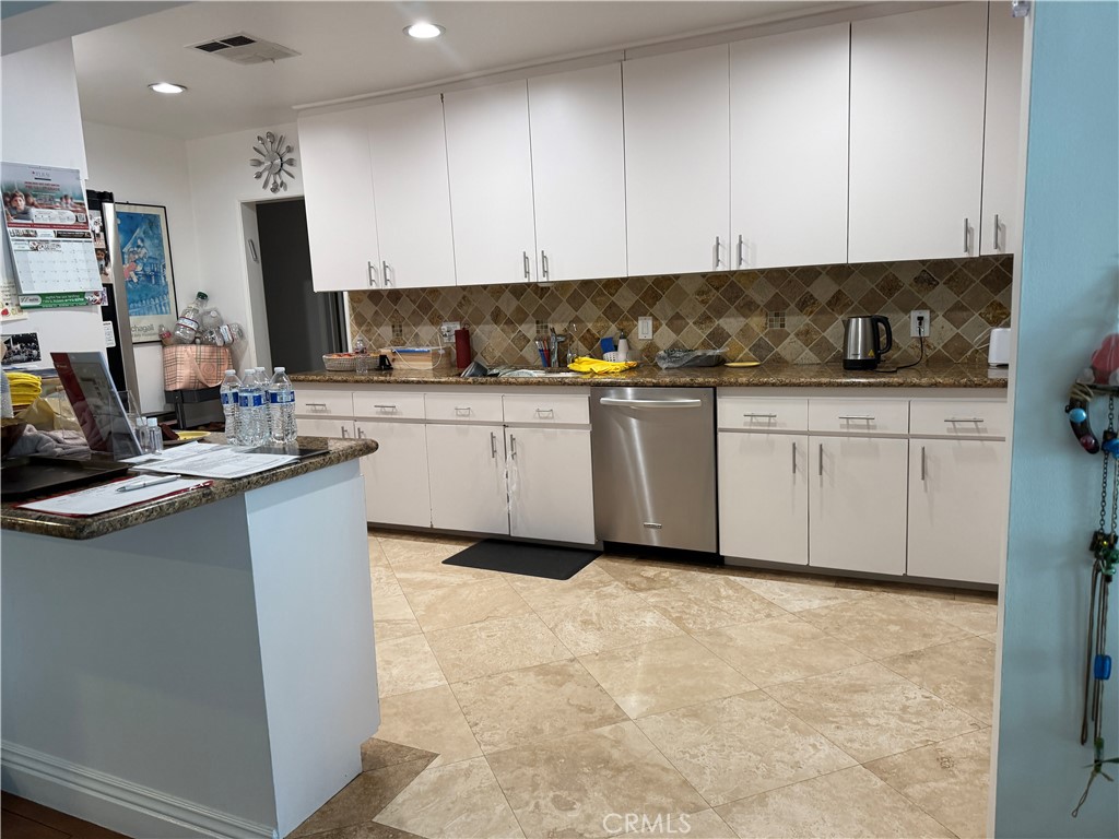 MLS #SR25268872 image #5