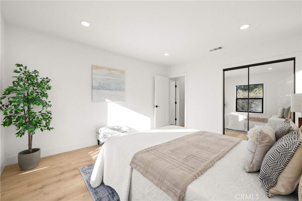 MLS #SR25268958 image #17