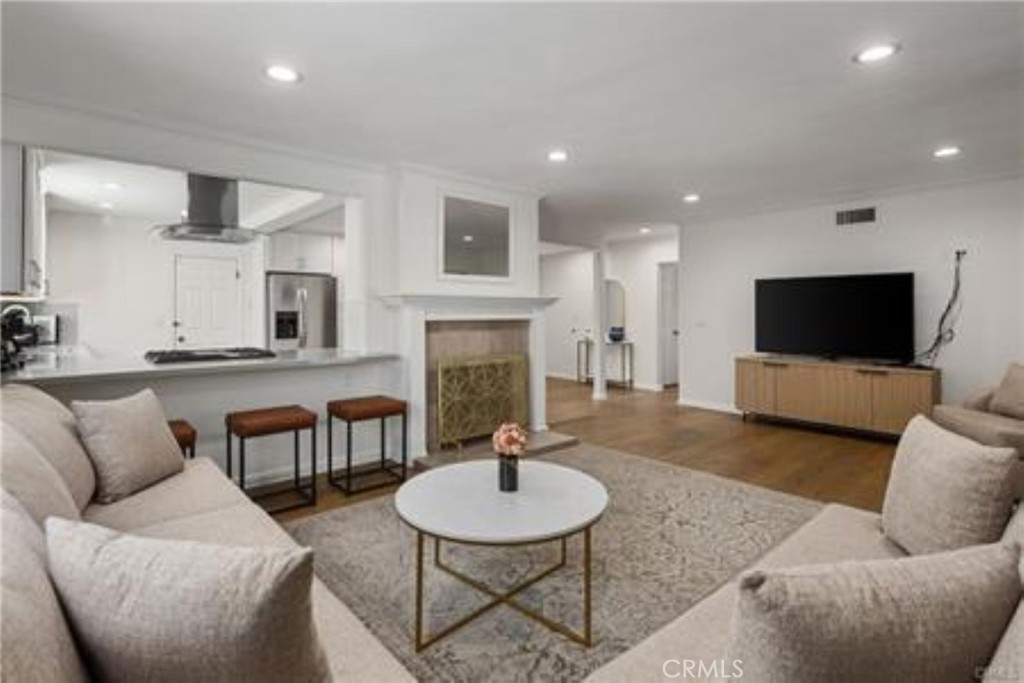 MLS #SR25252787 image #3