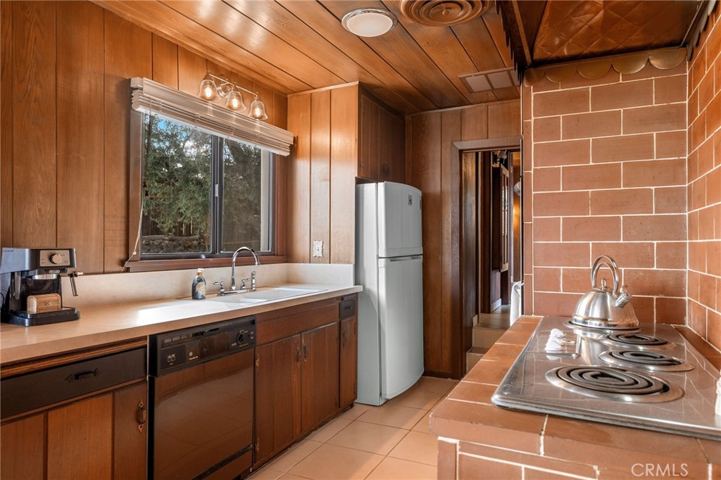 MLS #SR25268988 image #13