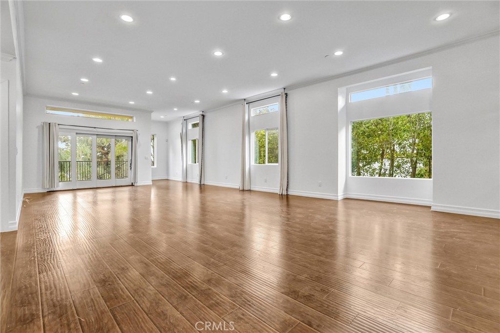 MLS #SR25269016 image #9